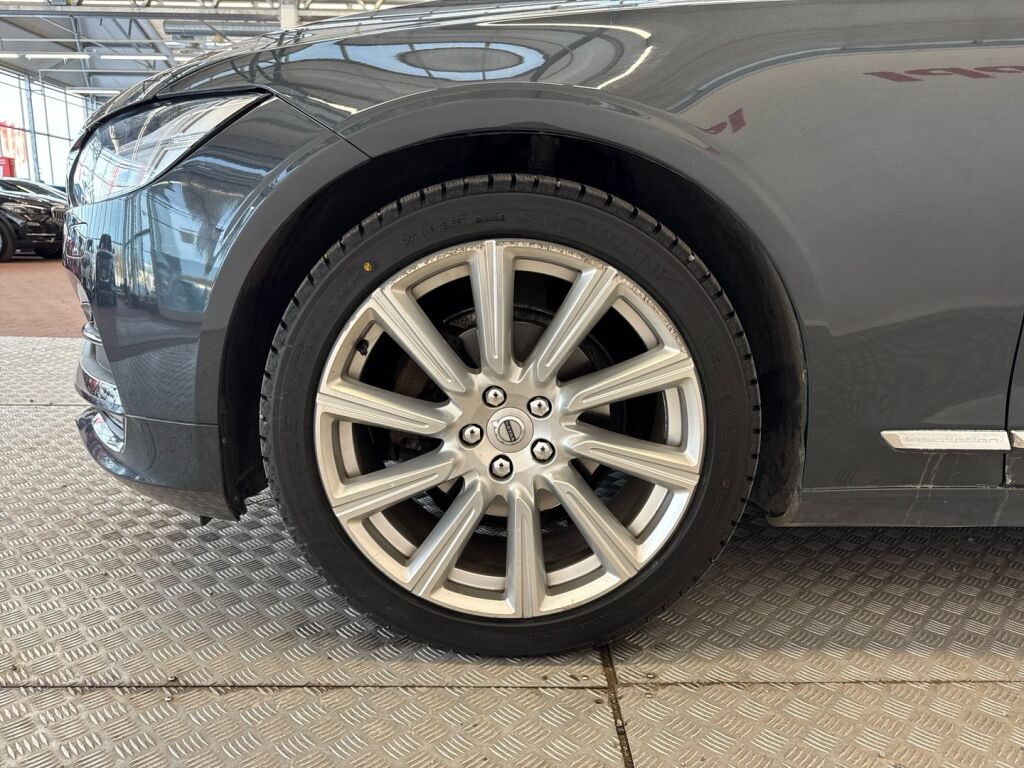 Volvo V90 2019 Harmaa