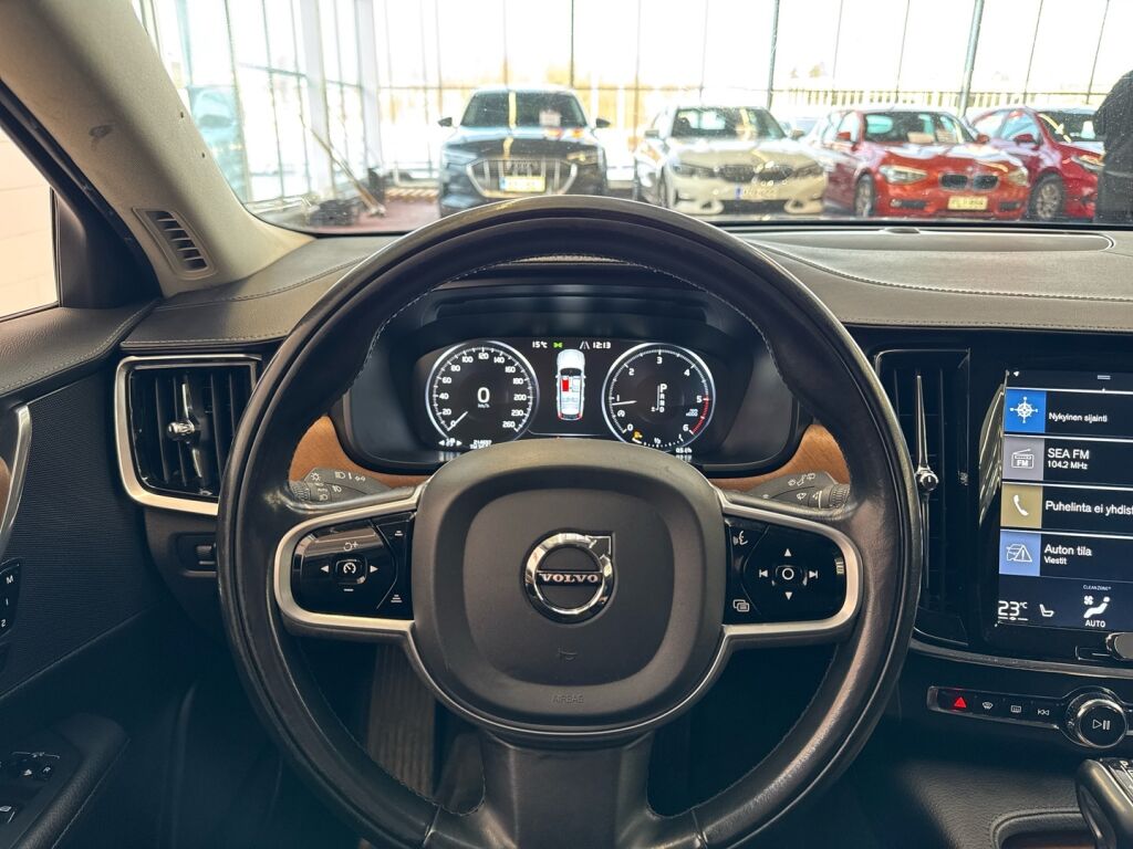 Volvo V90 2019 Harmaa