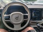 Volvo V60 2019 Musta