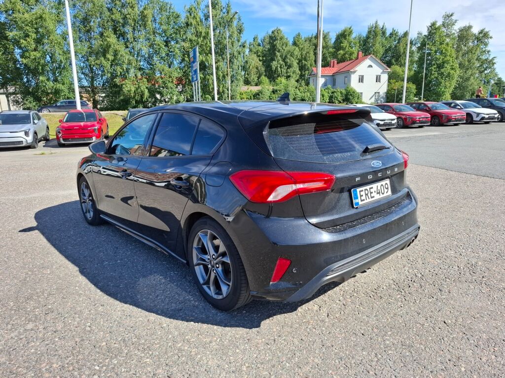 Ford Focus 2019 Musta