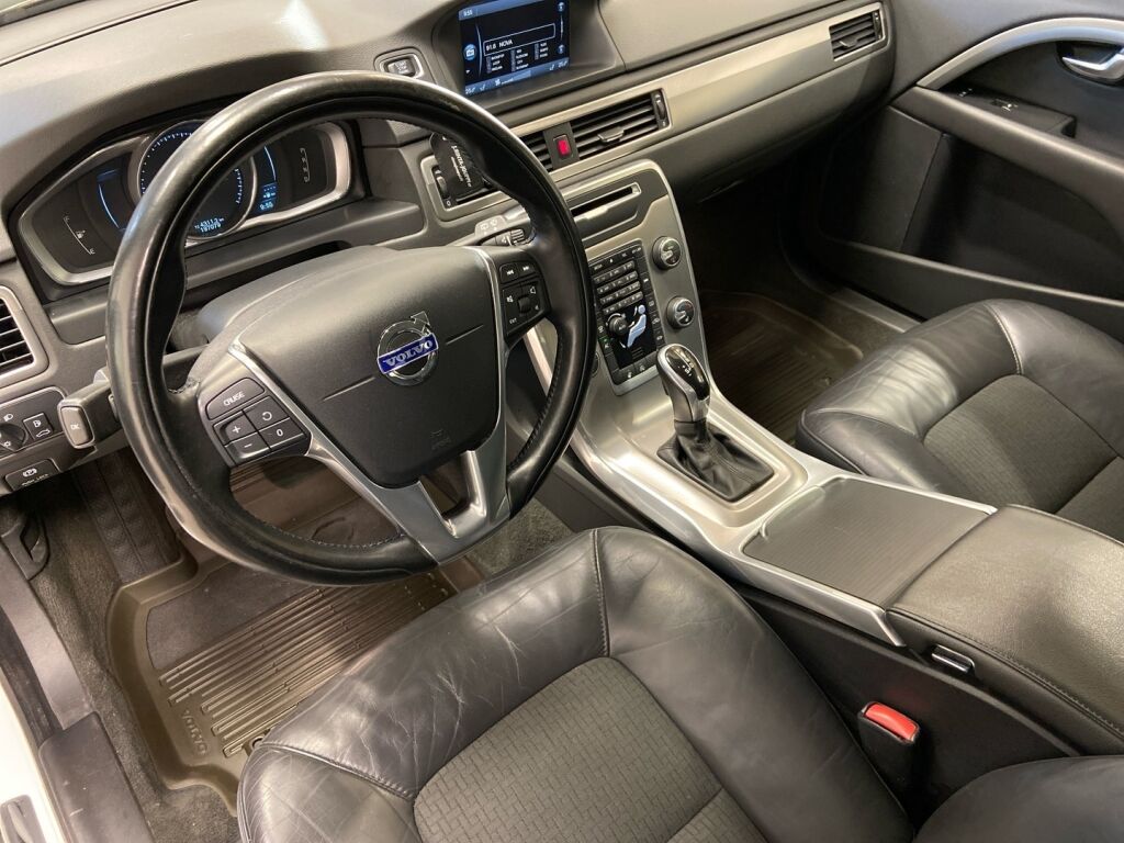 Volvo V70 2014 Valkoinen