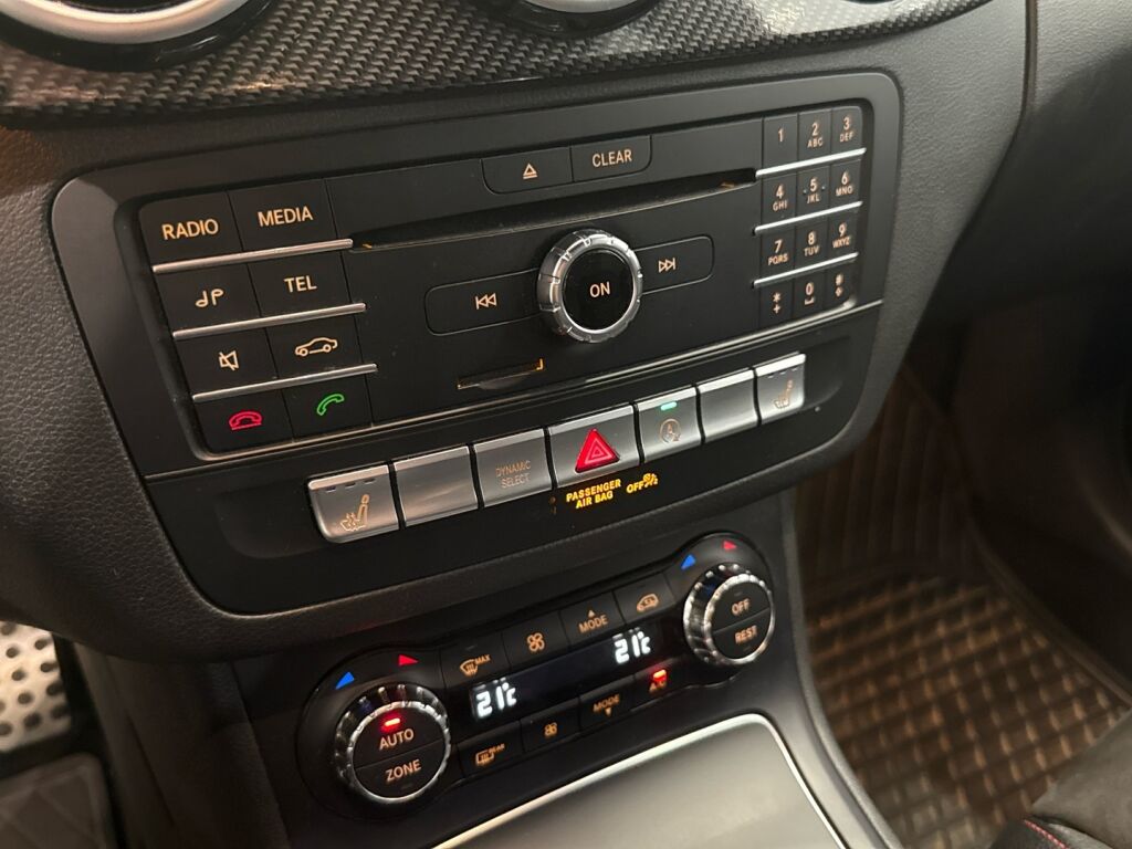 Mercedes-Benz B 2017 Punainen