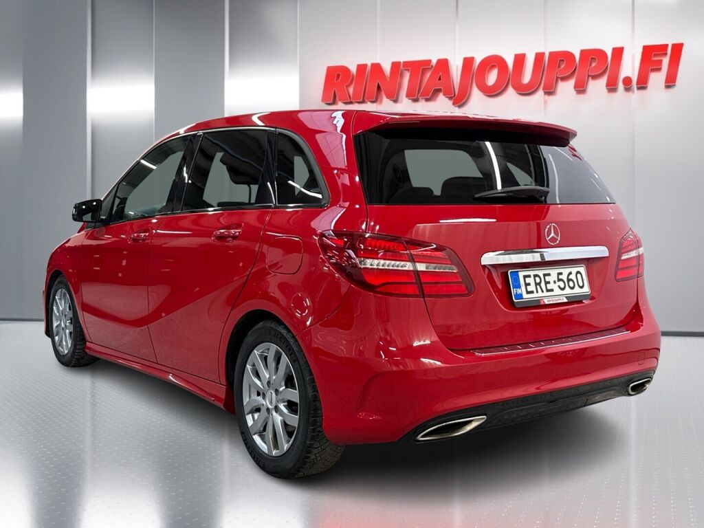 Mercedes-Benz B 2017 Punainen