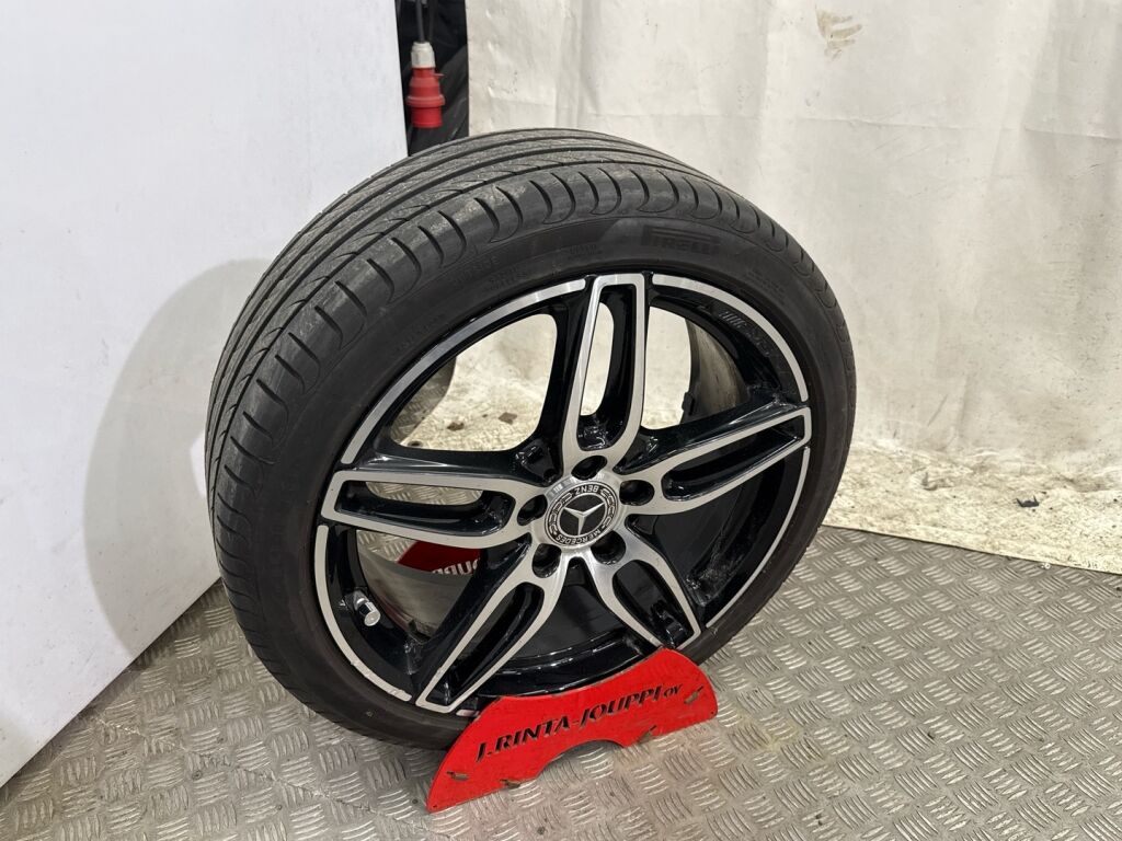 Mercedes-Benz B 2017 Punainen