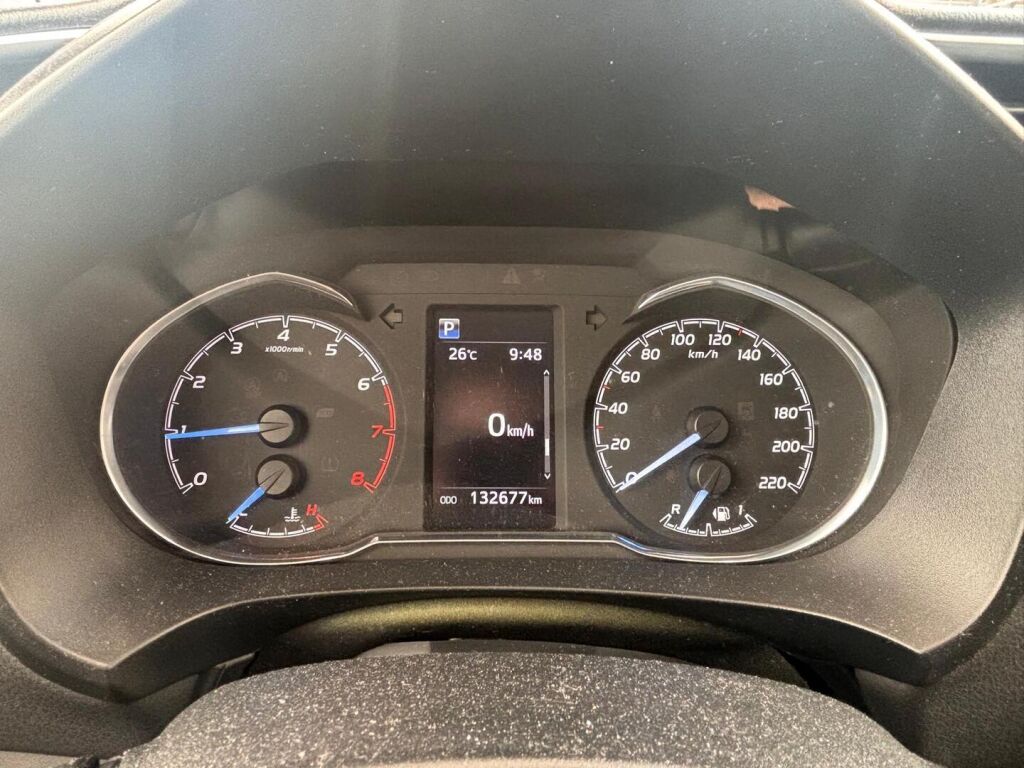 Toyota Yaris 2019 Punainen