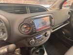 Toyota Yaris 2019 Punainen