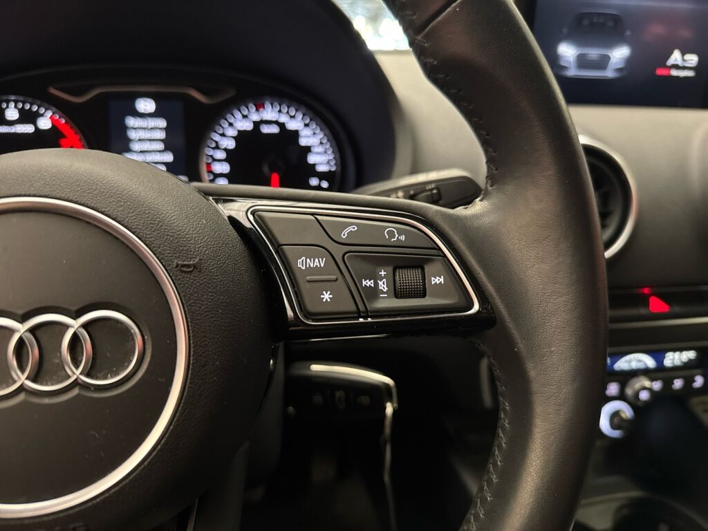 Audi A3 2019 Valkoinen