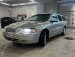 Volvo V70 2006 Keltainen