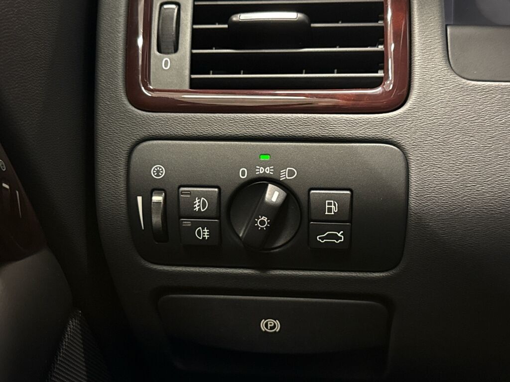 Volvo S80 2008 Harmaa