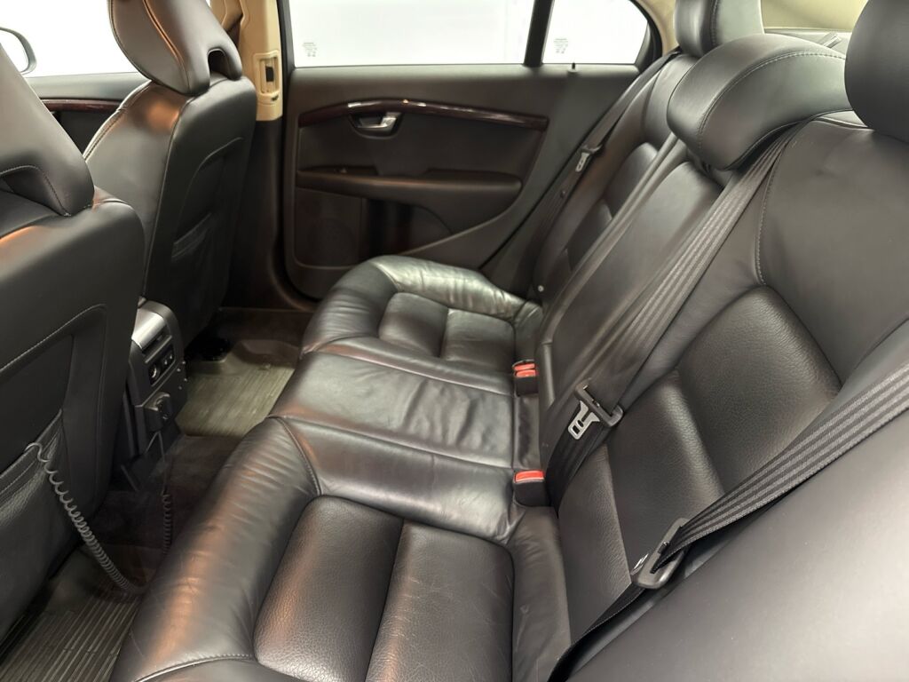 Volvo S80 2008 Harmaa