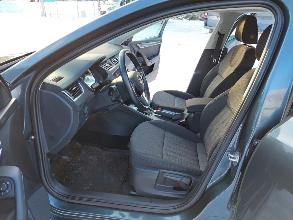 Skoda Octavia 2019 Harmaa