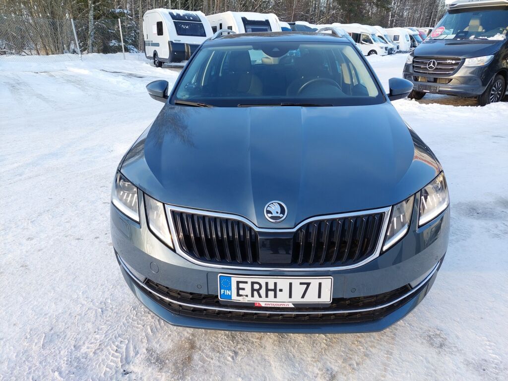 Skoda Octavia 2019 Harmaa