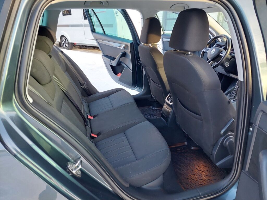 Skoda Octavia 2019 Harmaa