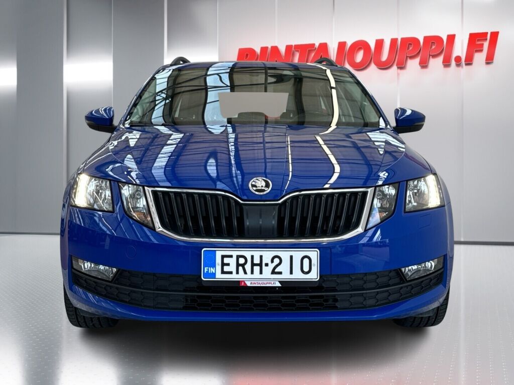 Skoda Octavia 2019 Sininen