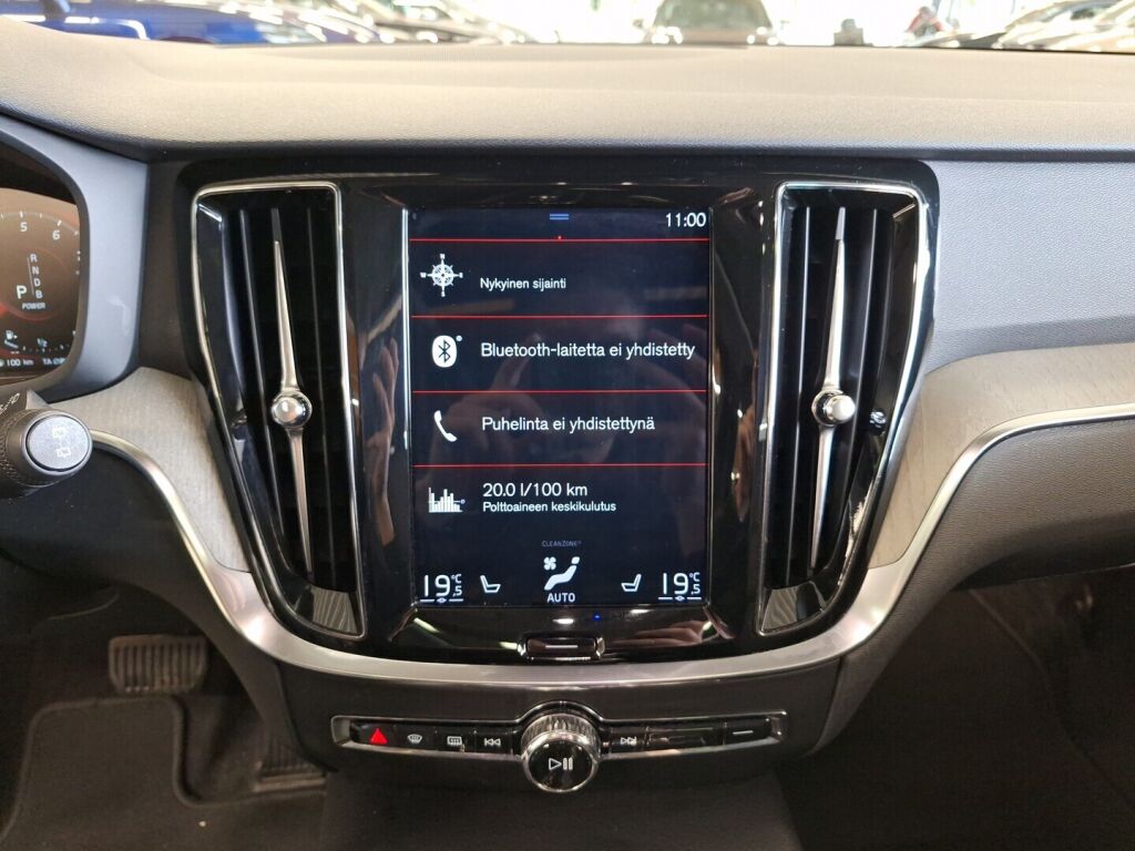 Volvo V60 2019 Sininen