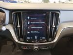 Volvo V60 2019 Sininen