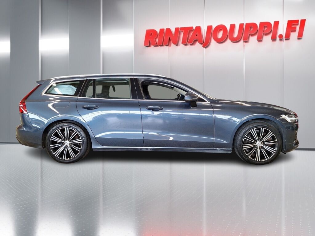 Volvo V60 2019 Sininen