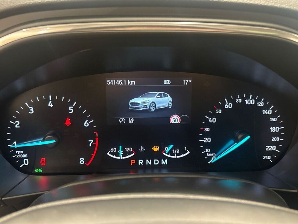 Ford Focus 2019 Met. Hopea