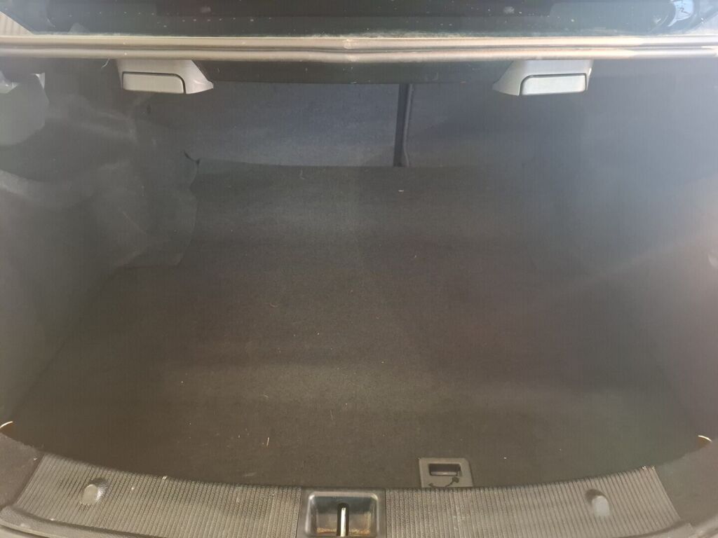 Mercedes-Benz C 2012 Musta