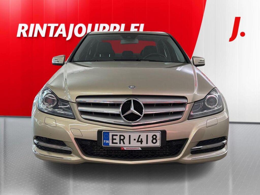 Mercedes-Benz C 2012 Ruskea (beige)