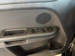 Volkswagen Golf Plus 2011 Musta