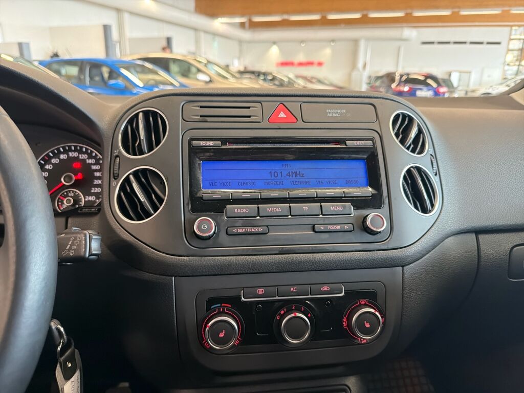 Volkswagen Golf Plus 2011 Musta