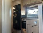 Adria MATRIX SUPREME M 687 SL ALDE 2012 Valkoinen