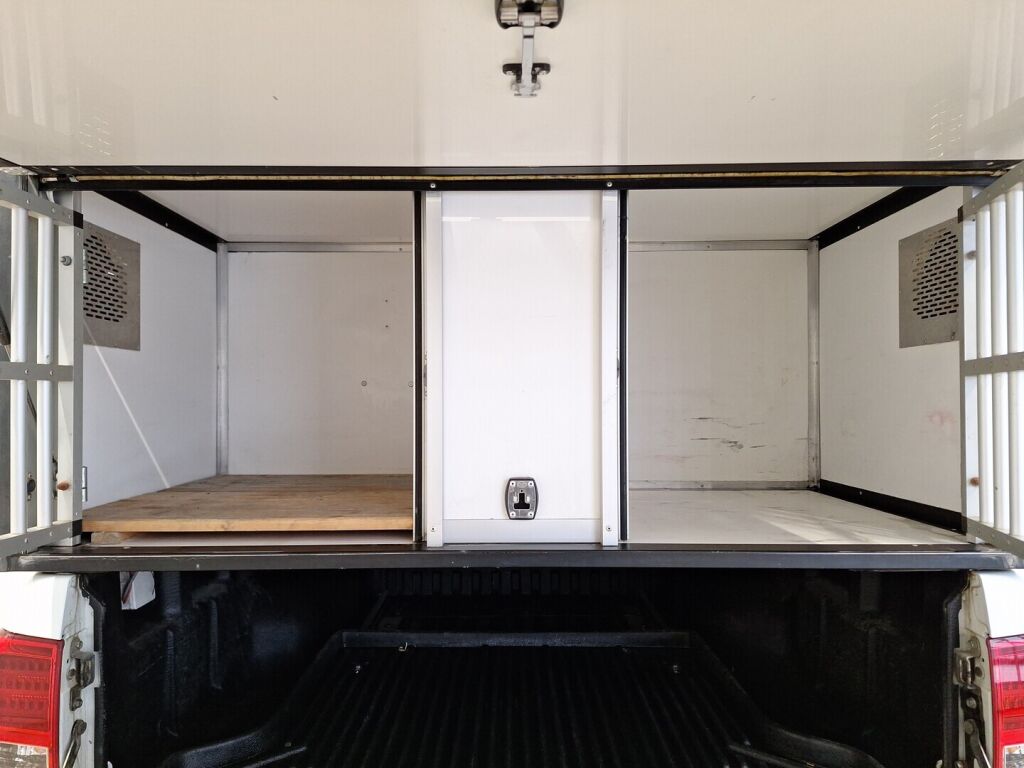 Isuzu D-Max 2013 Valkoinen