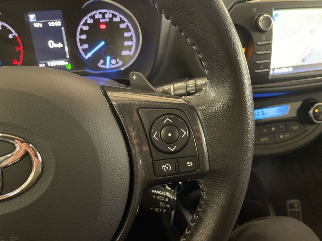 Toyota Yaris 2019 Musta