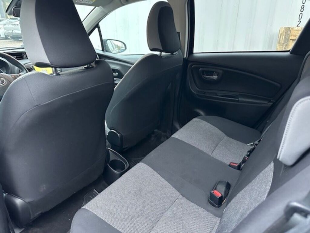 Toyota Yaris 2019 Musta