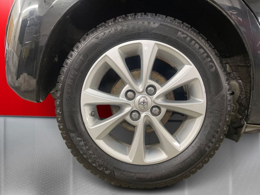 Toyota Yaris 2019 Musta
