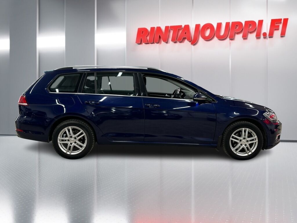 Volkswagen Golf 2019 Sininen