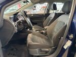 Volkswagen Golf 2019 Sininen
