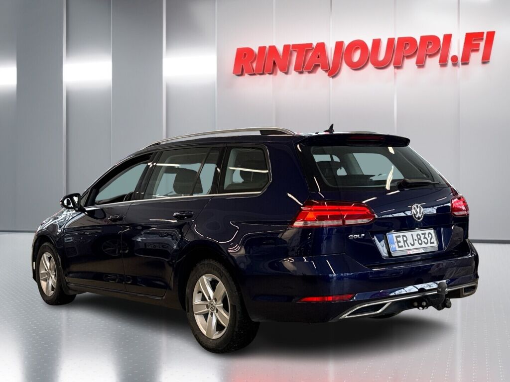 Volkswagen Golf 2019 Sininen