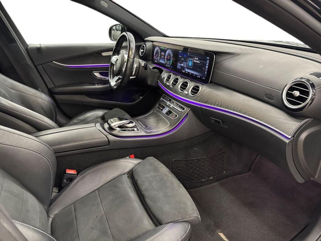 Mercedes-Benz E 2019 Musta