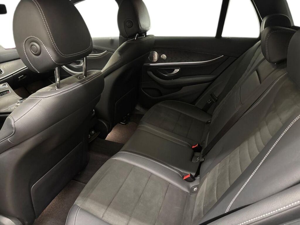 Mercedes-Benz E 2019 Musta
