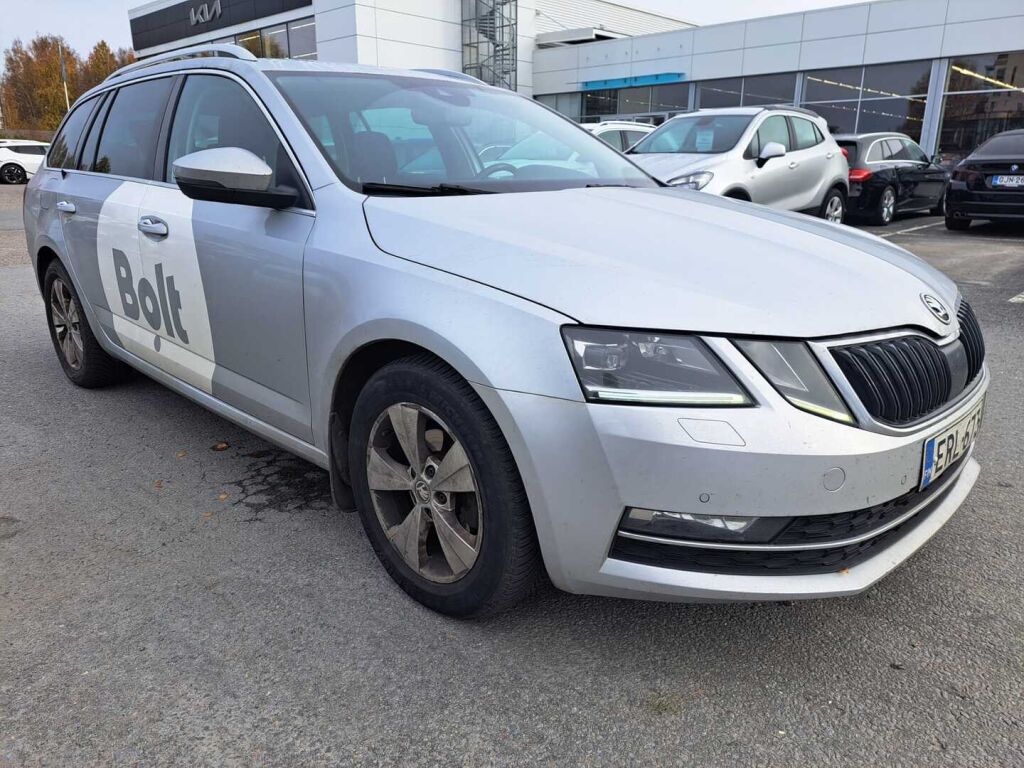 Skoda Octavia 2019 Harmaa