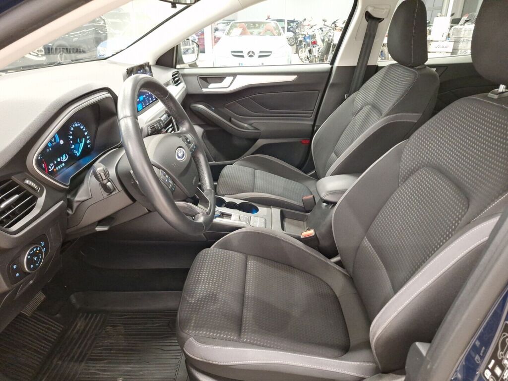 Ford Focus 2019 Sininen