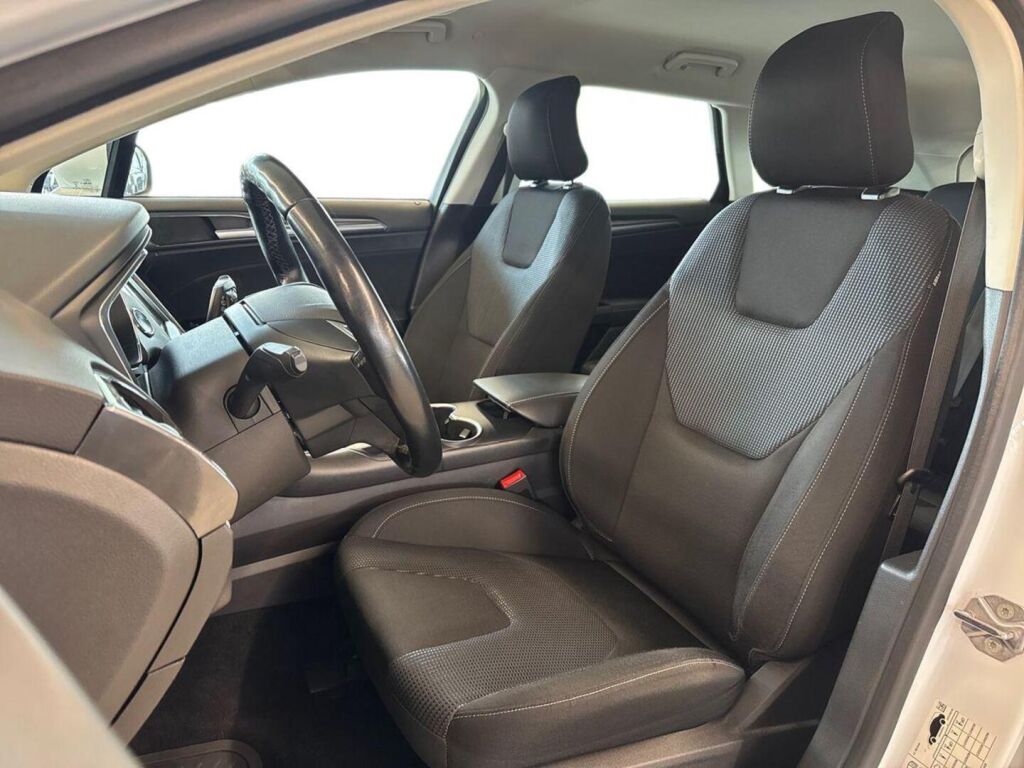 Ford Mondeo 2019 Valkoinen