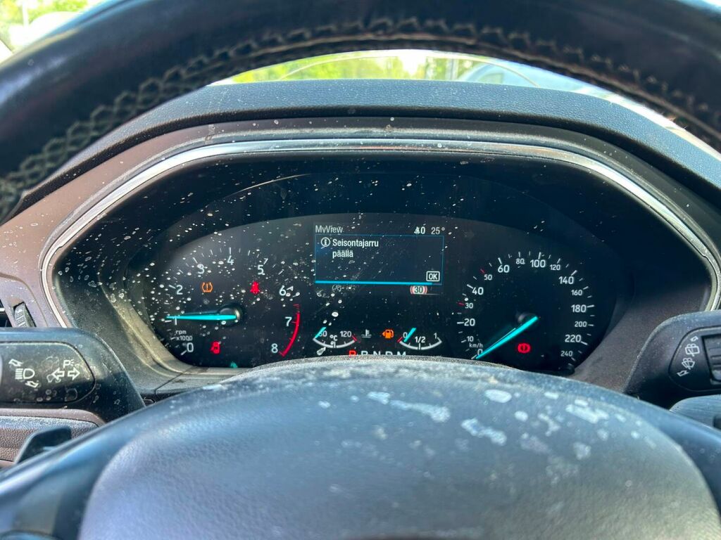 Ford Focus 2019 Musta