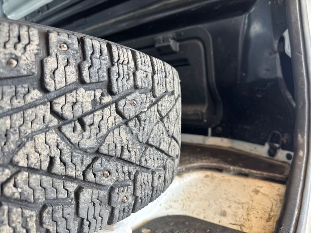 Nissan NV300 2020 Valkoinen