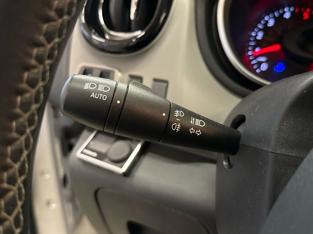 Nissan NV300 2019 Harmaa