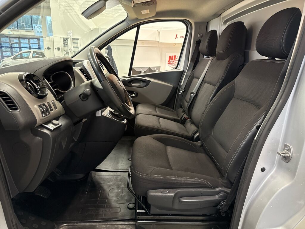 Nissan NV300 2019 Harmaa