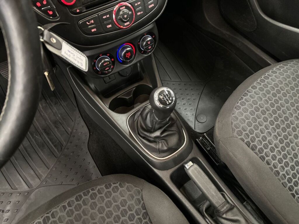 Opel Corsa 2019 Musta