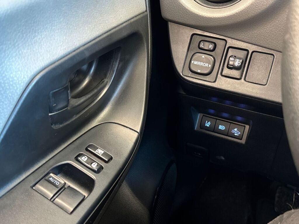 Toyota Yaris 2019 Valkoinen