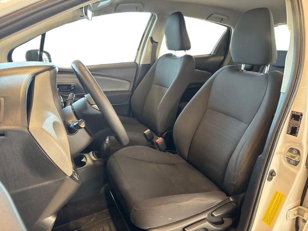 Toyota Yaris 2019 Valkoinen