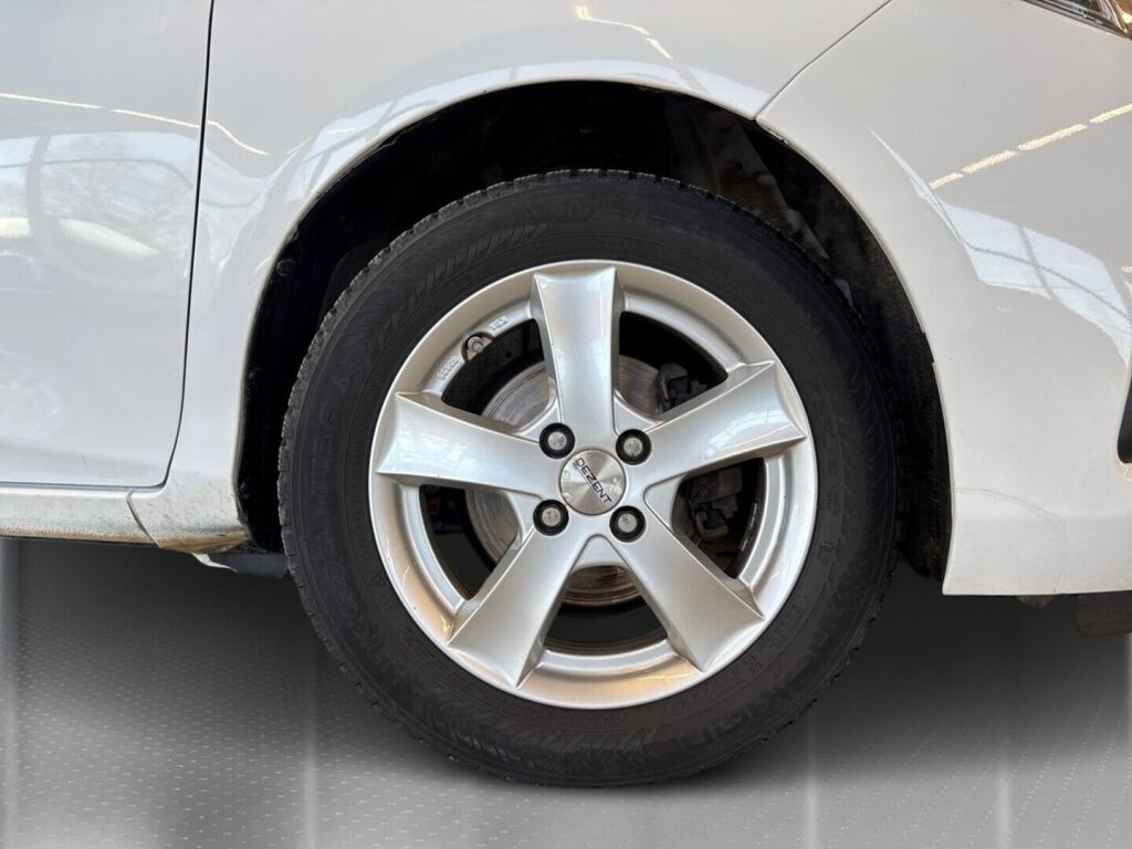 Toyota Yaris 2019 Valkoinen