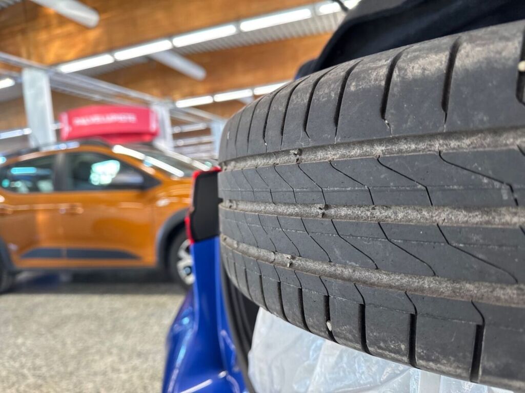 Toyota Yaris 2020 Sininen