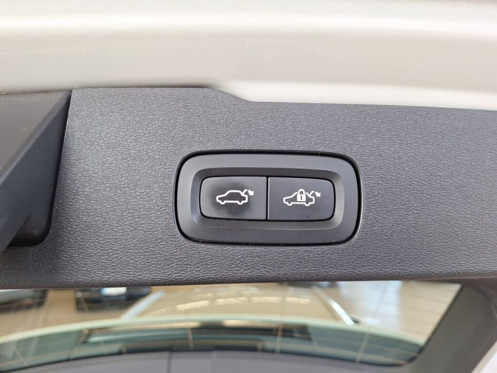 Volvo V60 2019 Harmaa