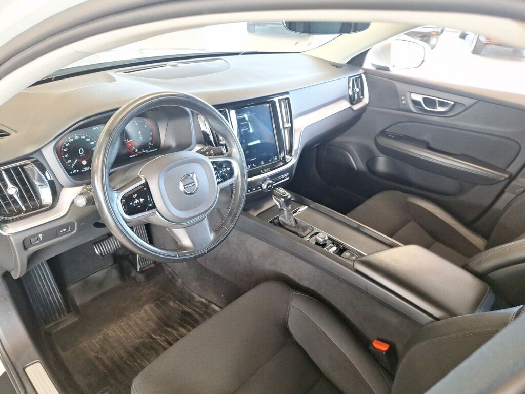 Volvo V60 2019 Harmaa